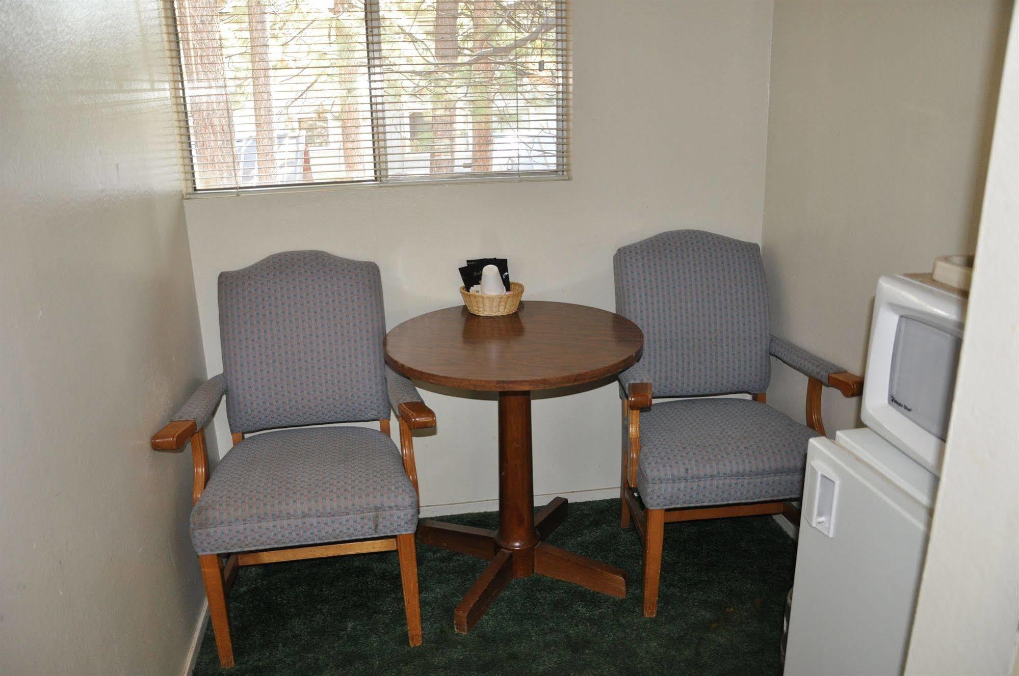 Cedar Inn&Suites South Lake Tahoe Eksteriør bilde