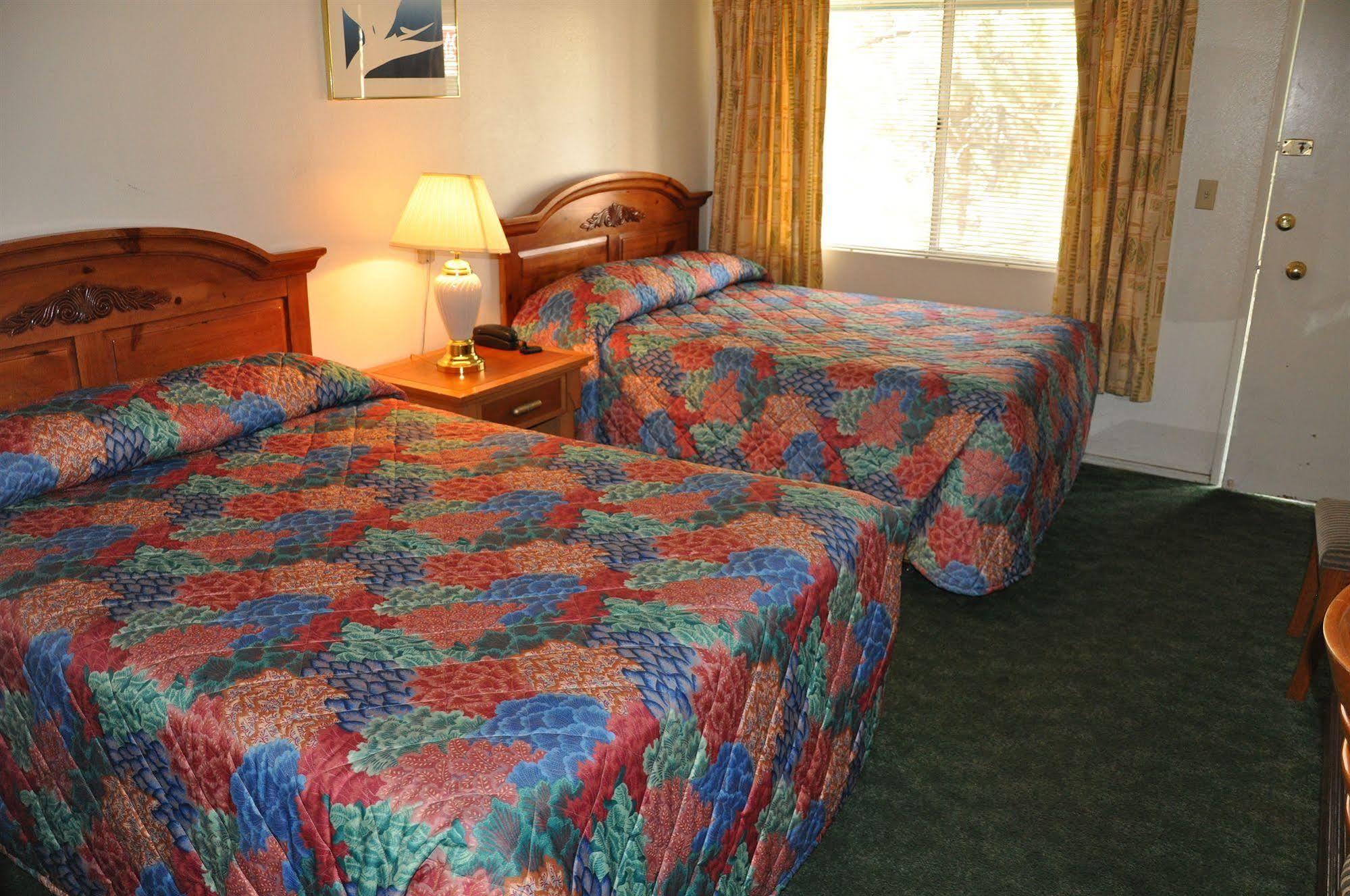 Cedar Inn&Suites South Lake Tahoe Eksteriør bilde